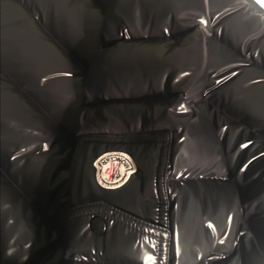 Boys Moncler Jacket Size 8 - Picture 2 of 7
